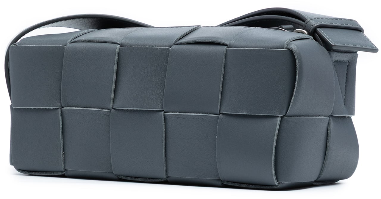 Bottega Veneta Small Lambskin Intrecciato Brick Cassette Grijs