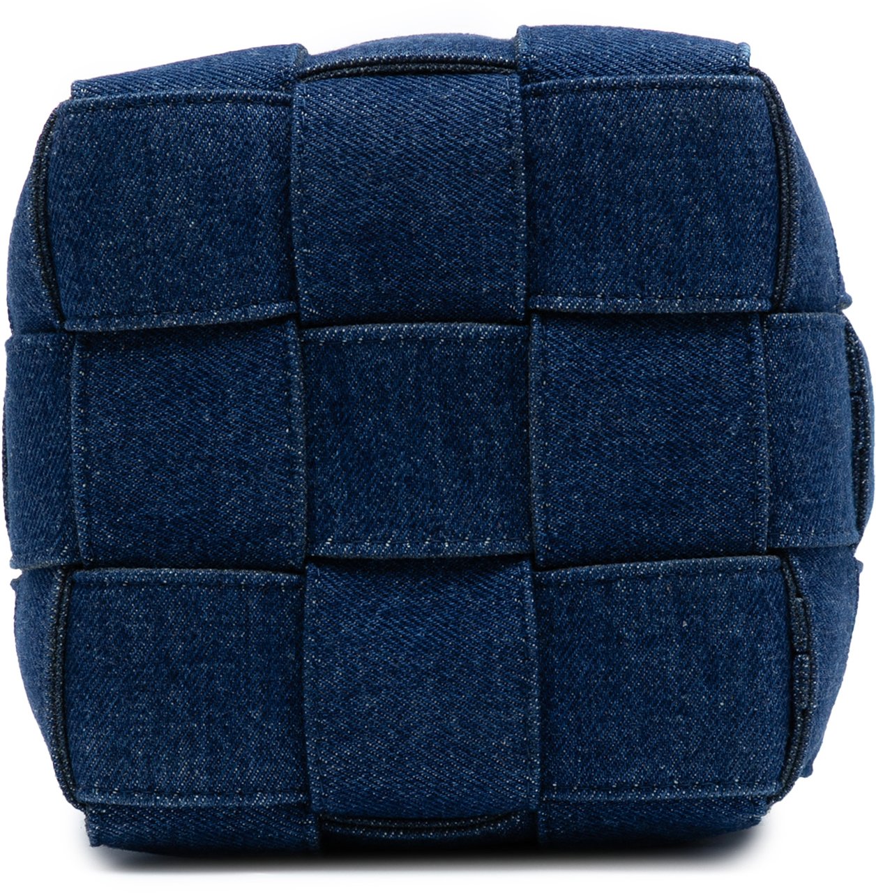 Bottega Veneta Small Denim Maxi Intrecciato Cassette Bucket Bag Blauw