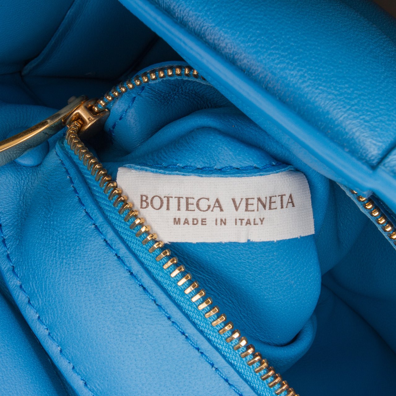 Bottega Veneta Nappa Intrecciato Padded Chain Cassette Satchel Blauw