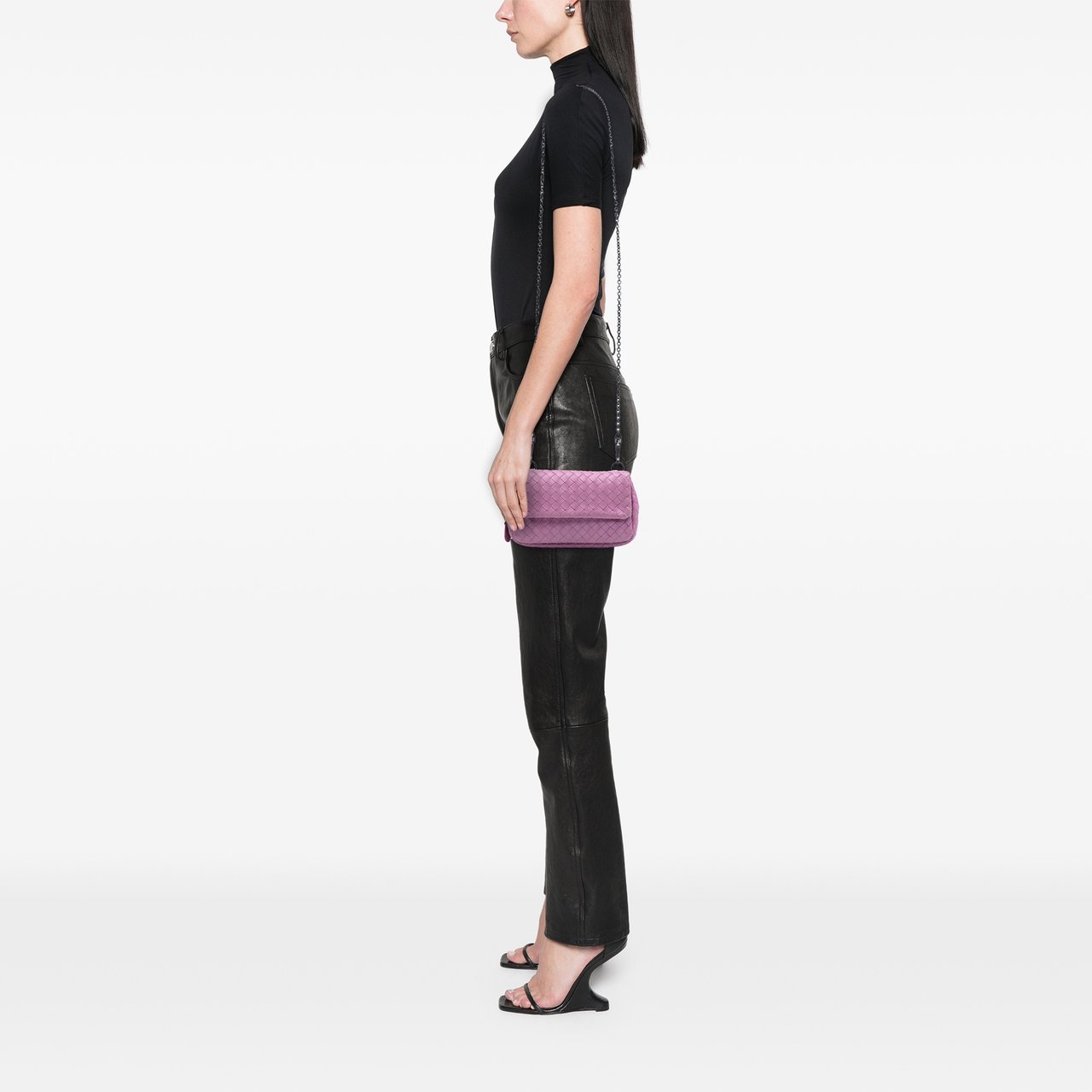 Bottega Veneta Mini Nappa Intrecciato Expandable Chain Flap Crossbody Roze