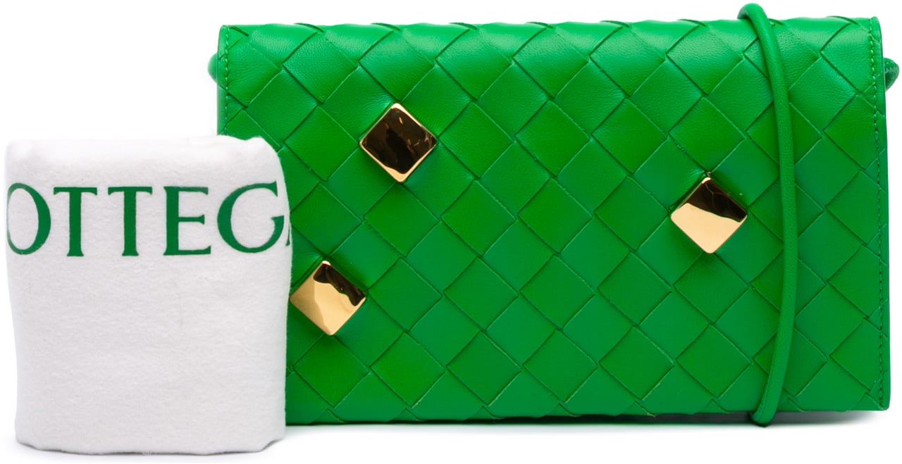 Bottega Veneta Nappa Intrecciato Studded Wallet On Strap Groen