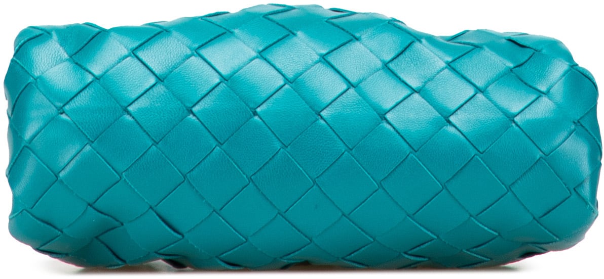 Bottega Veneta Nappa Intrecciato The Mini Pouch Blauw