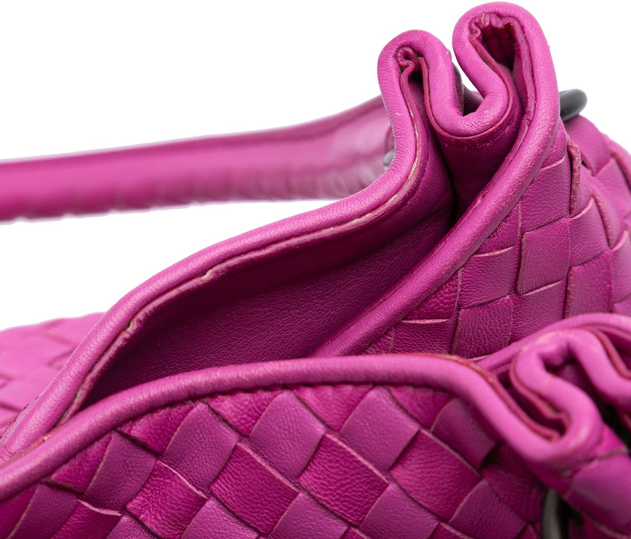 Bottega Veneta Nappa Intrecciato Parachute Tote Roze
