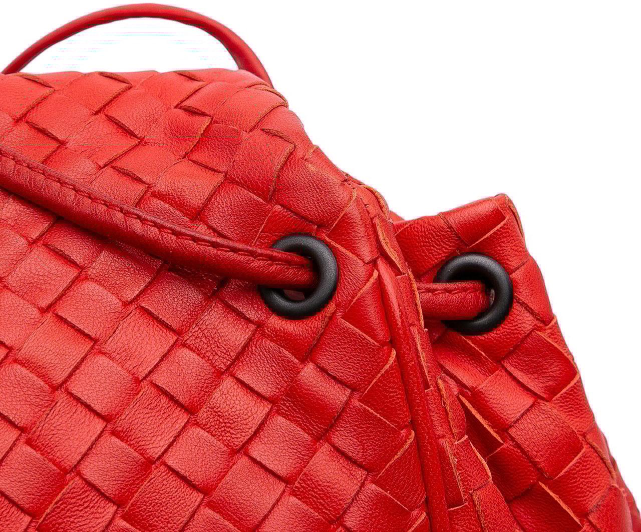 Bottega Veneta Nappa Intrecciato Flap Crossbody Rood