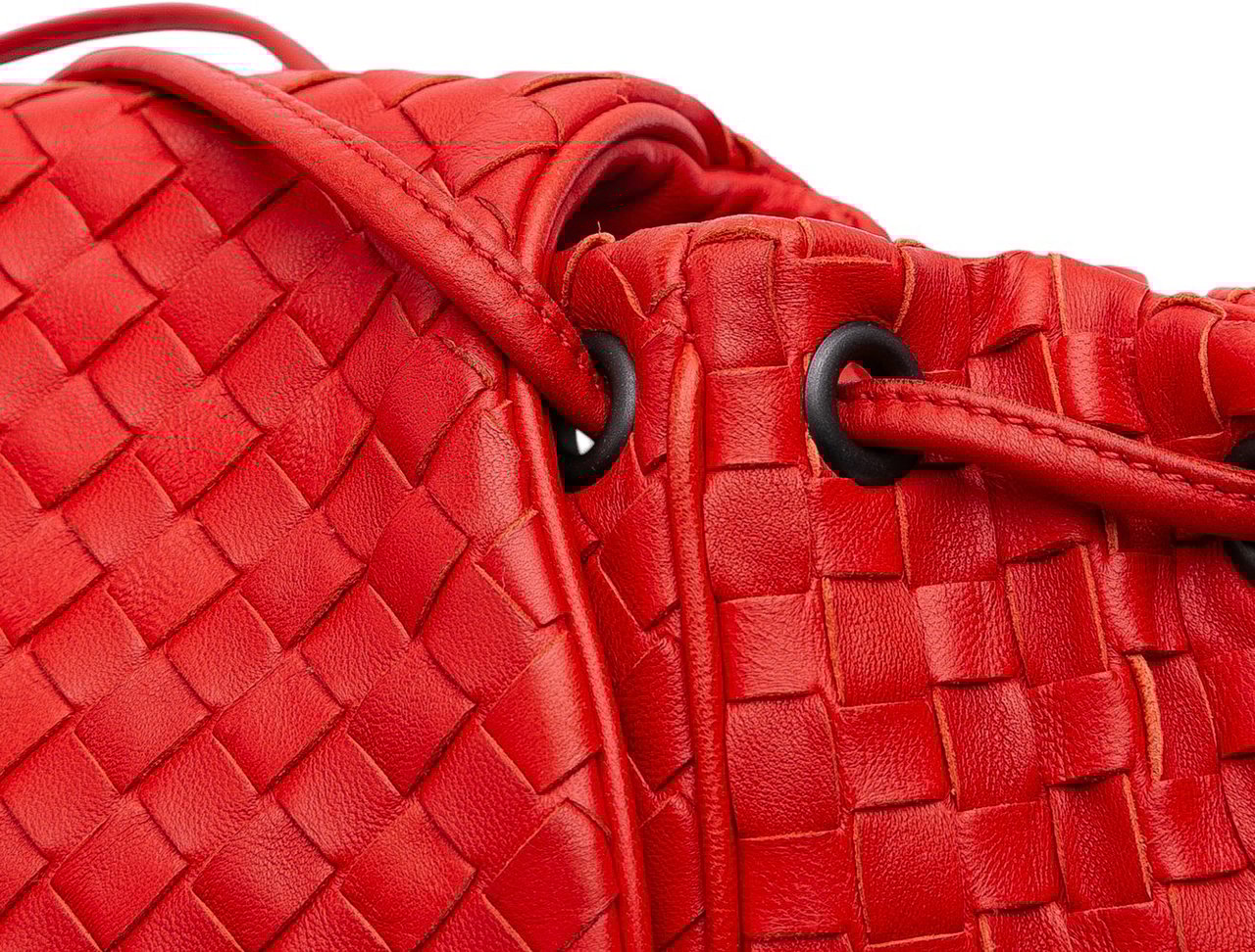 Bottega Veneta Nappa Intrecciato Flap Crossbody Rood