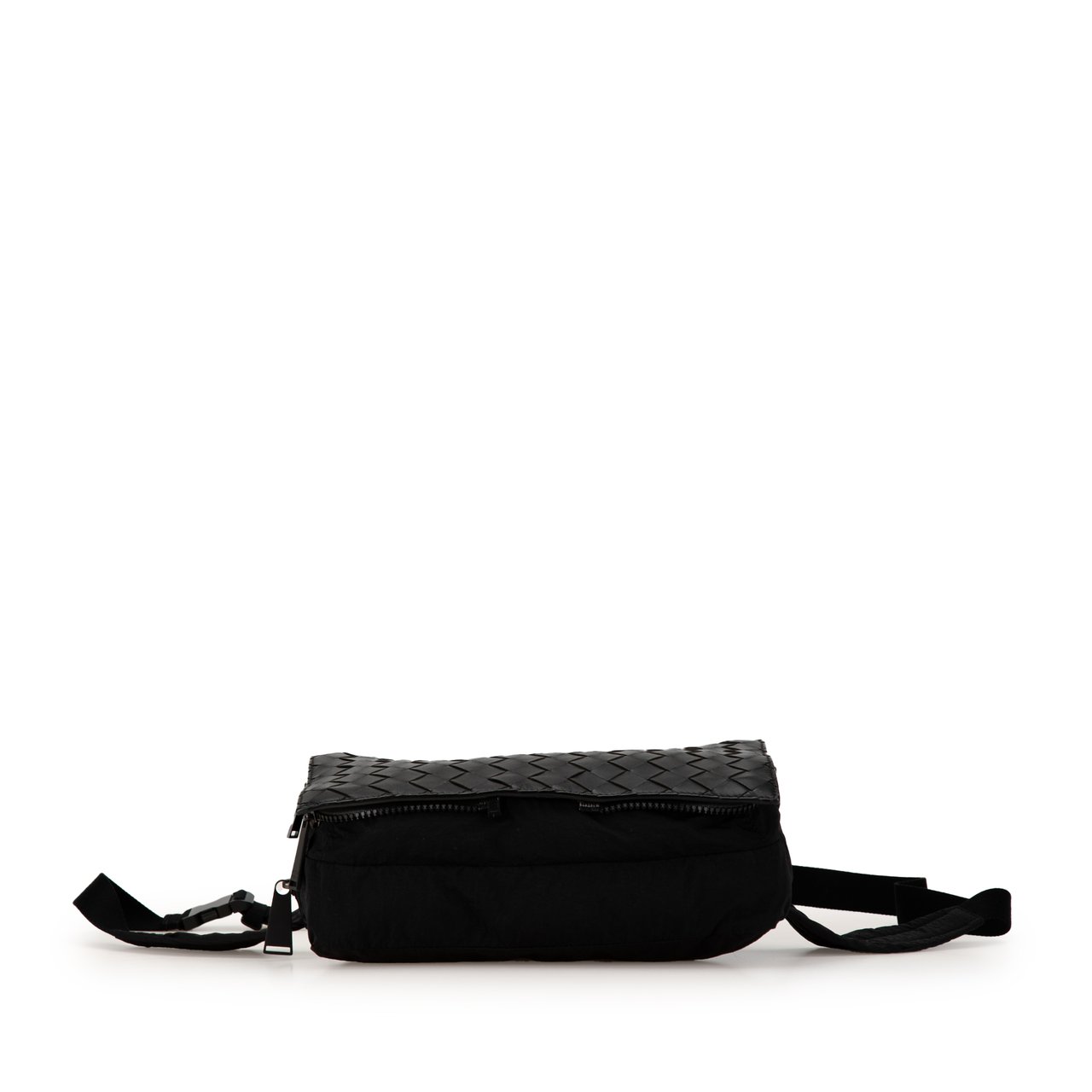 Bottega Veneta Nylon and Calfskin Intrecciato Belt Bag Zwart