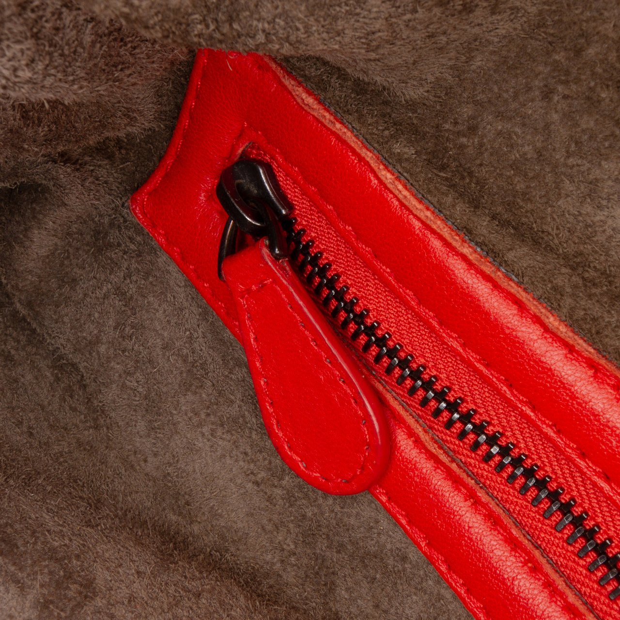 Bottega Veneta Nappa Intrecciato Montaigne Shoulder Bag Rood