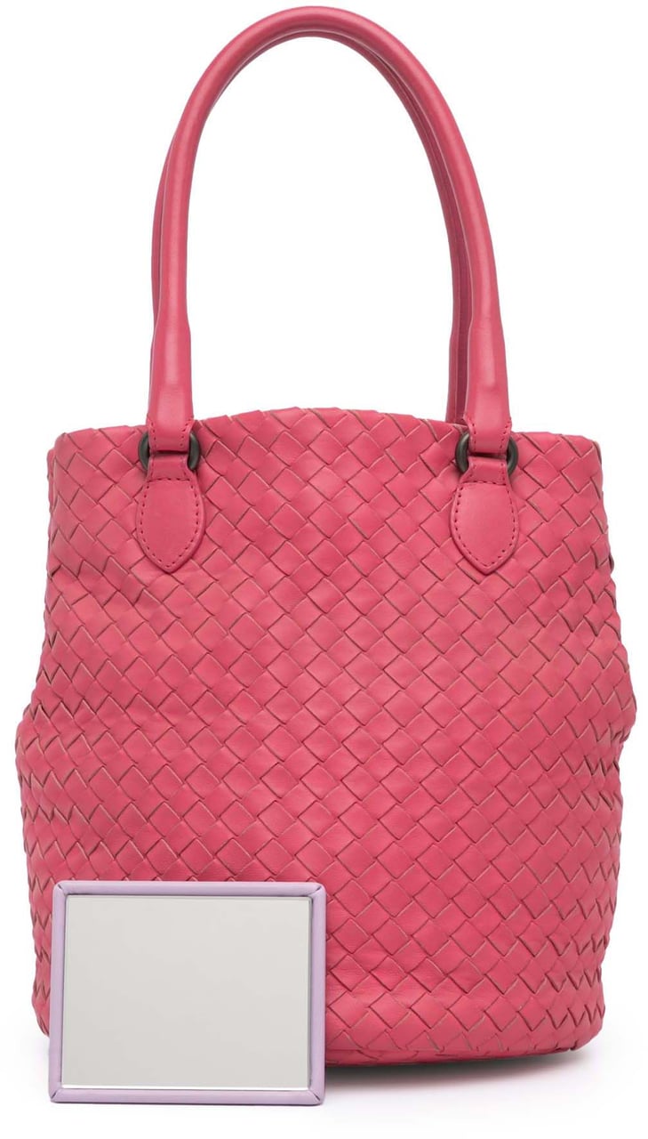 Bottega Veneta Nappa Intrecciato Bucket Bag Roze