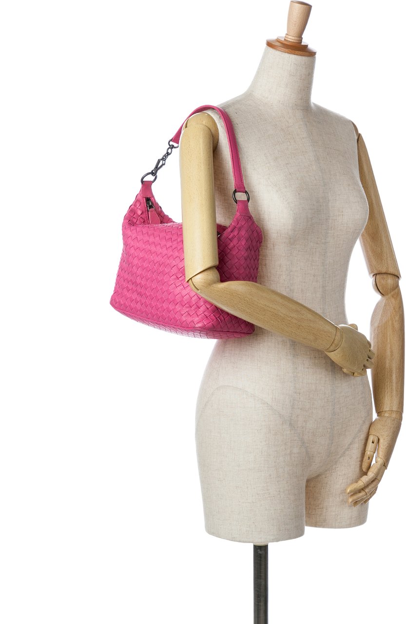 Bottega Veneta Intrecciato Shoulder Bag Roze