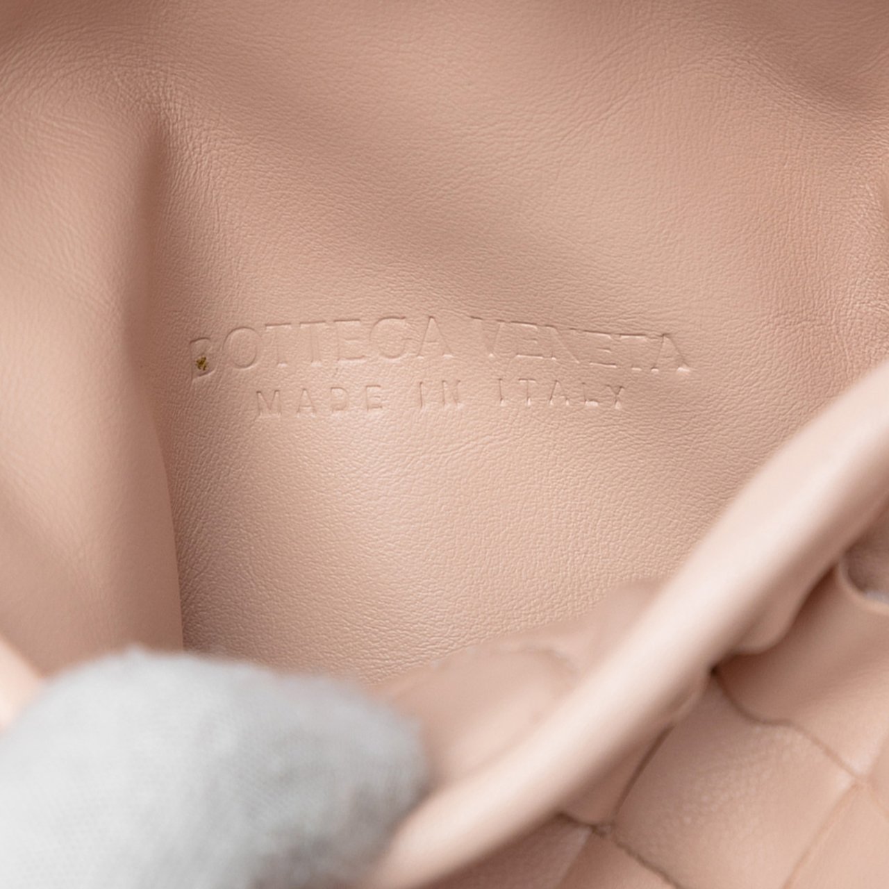 Bottega Veneta Mini Calfskin Intrecciato Hop Satchel Roze