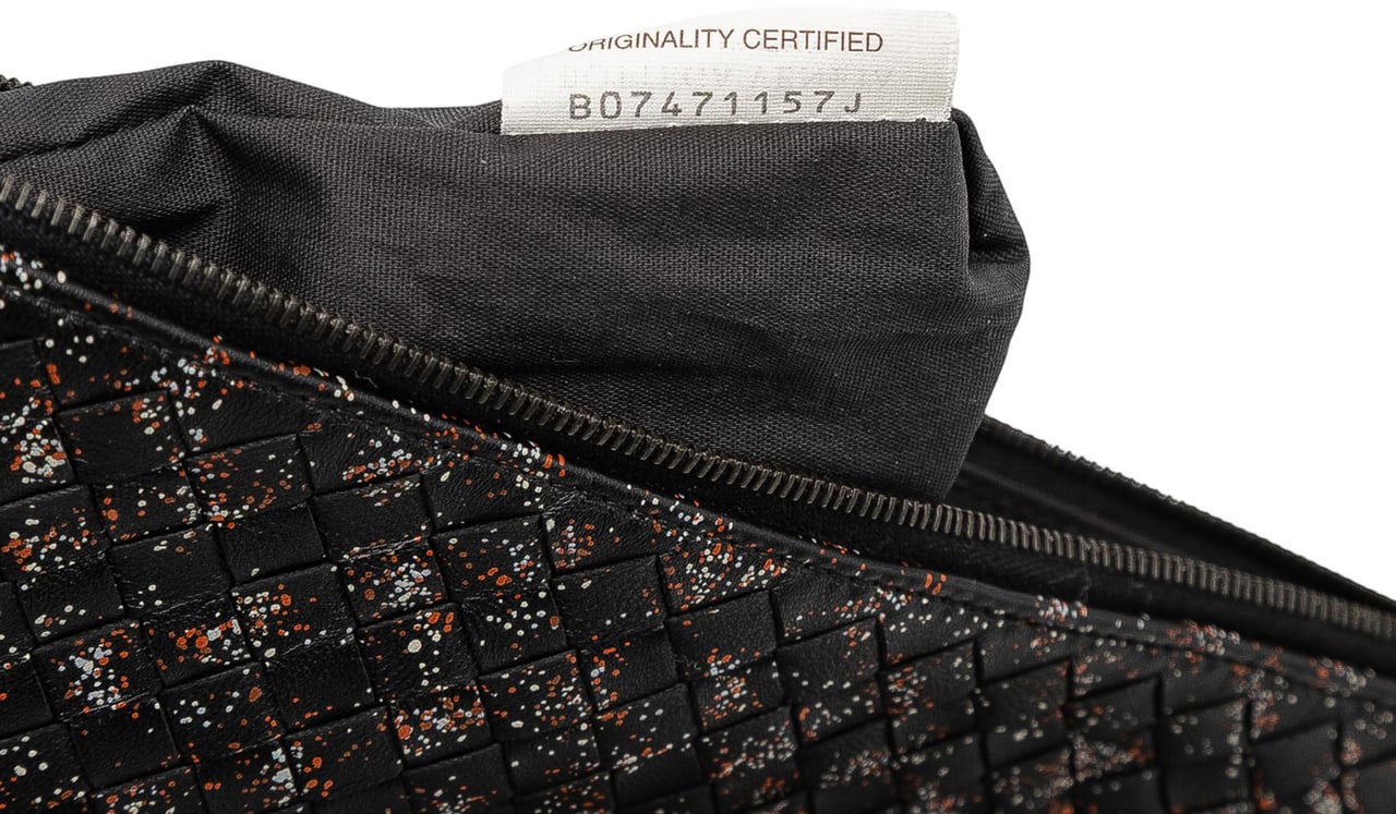 Bottega Veneta Nappa Intrecciato Micro Dot Clutch Zwart