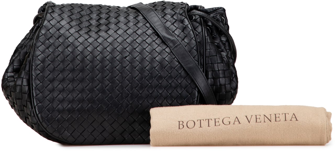 Bottega Veneta Nappa Intrecciato Flap Crossbody Zwart