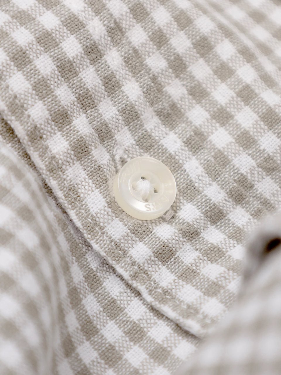 Bram's Fruit Distressed Farmer's Shirt Longsleeve - Olive Green Groen