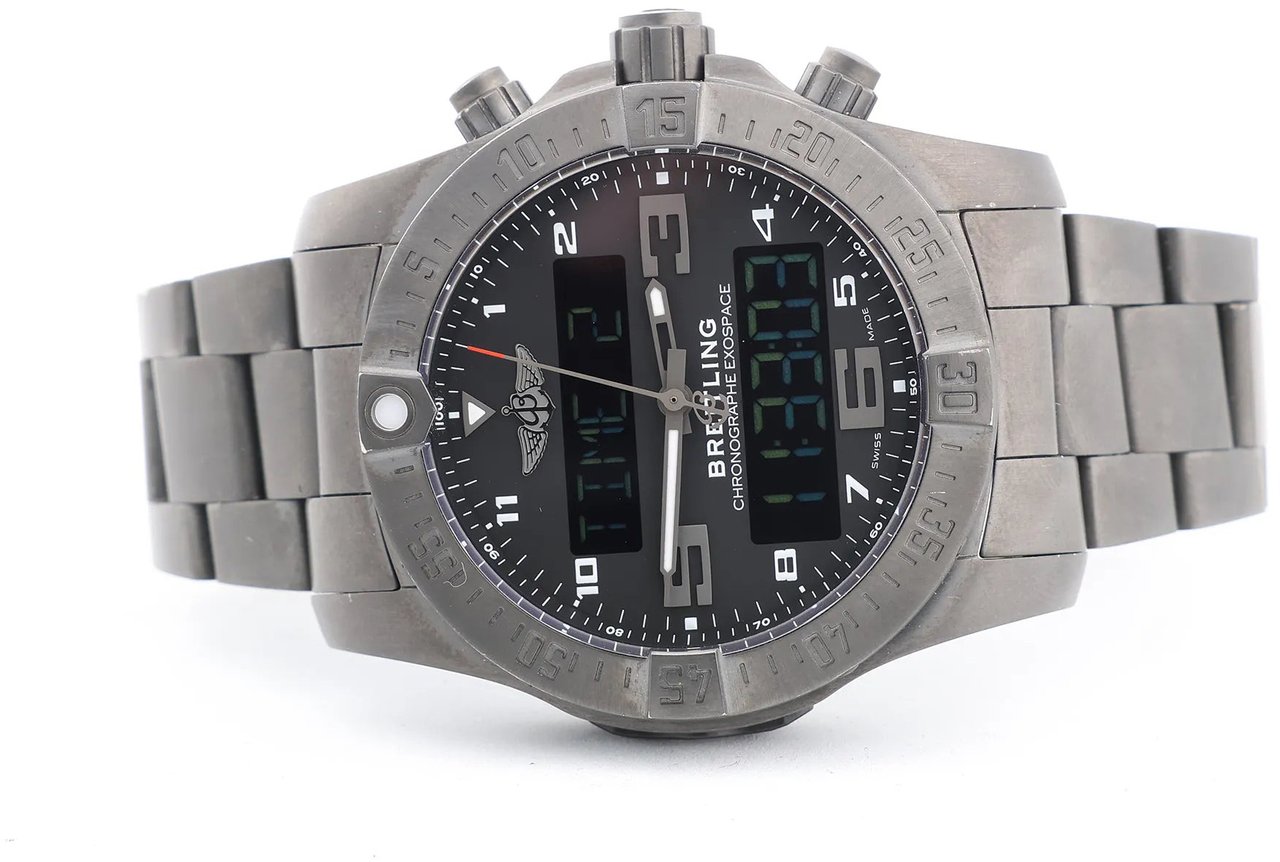 Breitling Breitling Exo space VB5510H1/BE45 6086912 TI AT Digital Black Face Watch Zwart