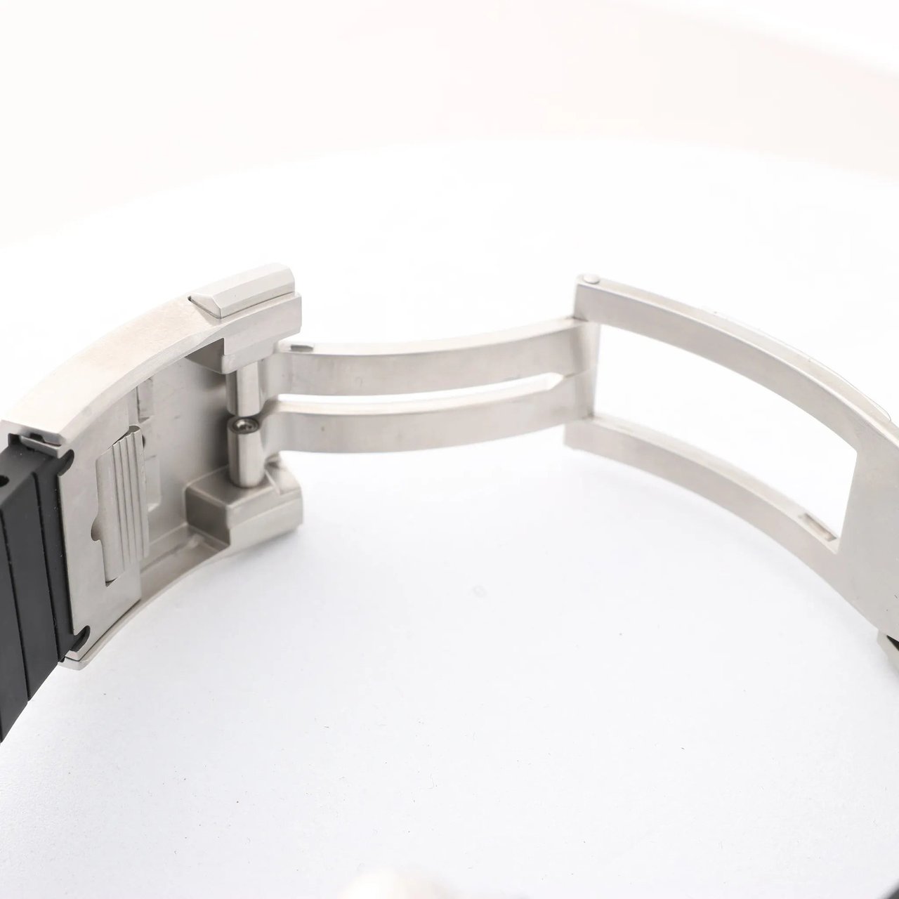 Breitling Breitling Superocean A17367 SS x Rubber AT Watch with Yellow Dial Geel