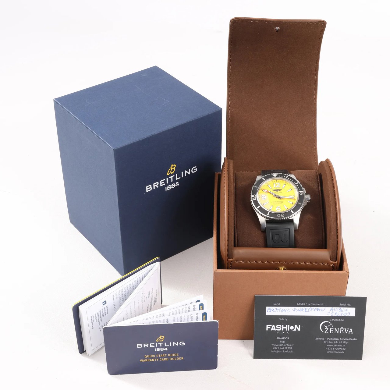 Breitling Breitling Superocean A17367 SS x Rubber AT Watch with Yellow Dial Geel