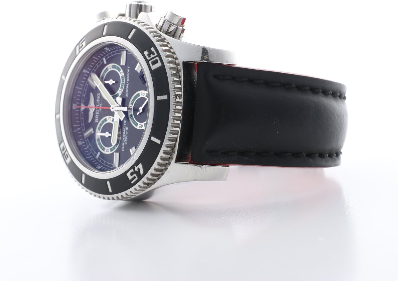 Breitling Breitling Superocean A73310 1322371 SS & Rubber QZ Black Dial Watch Zwart