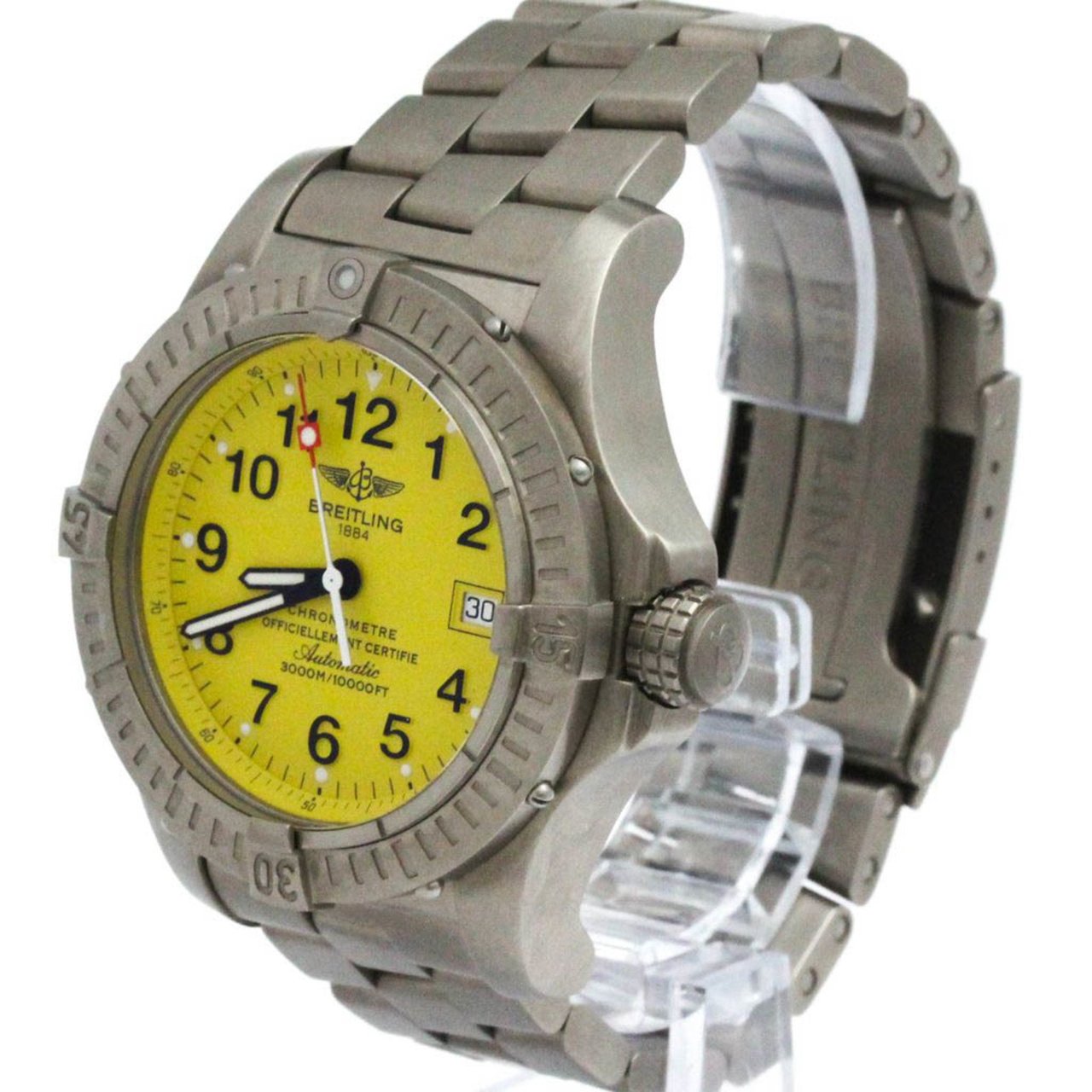 Breitling Avenger Geel