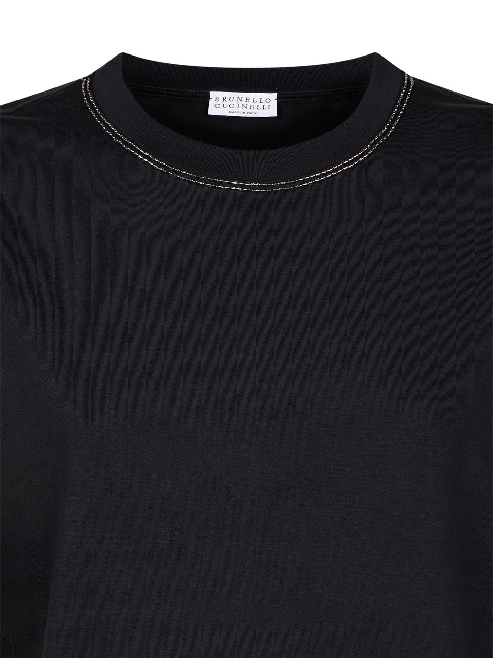 Brunello Cucinelli Cropped Boxy T-Shirt with Classic Crew Neckline Zwart