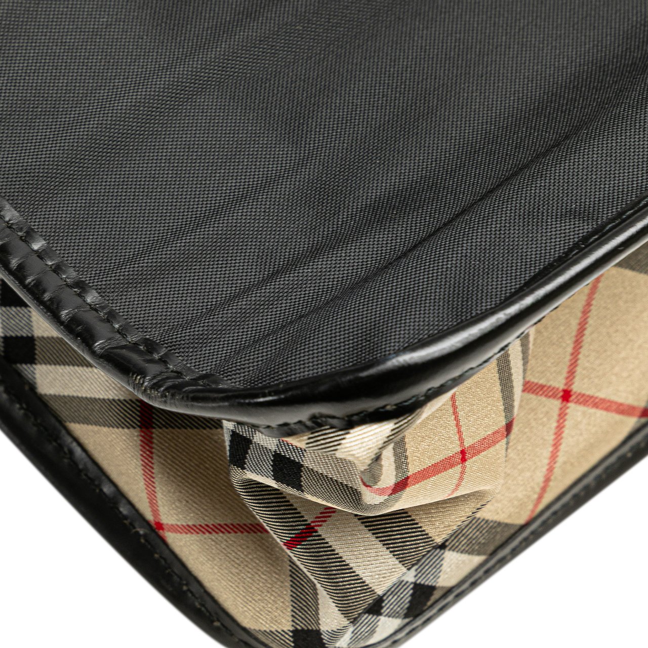 Burberry Nova Check Trimmed Nylon Tote Zwart