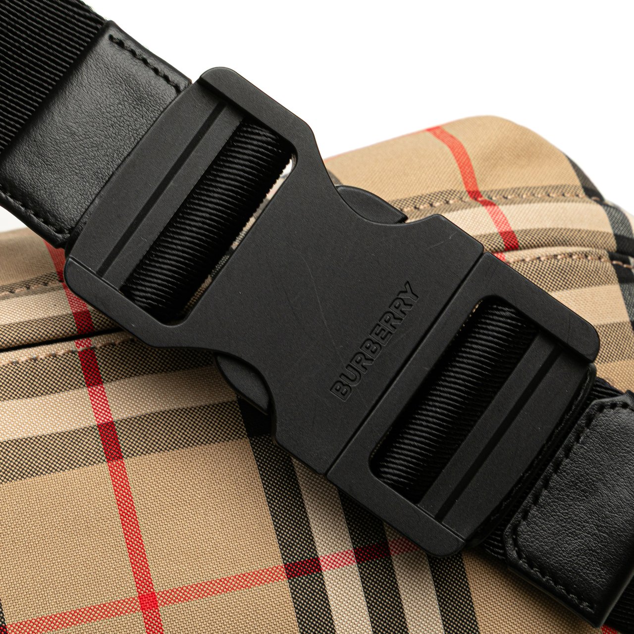 Burberry Medium House Check Nylon Sonny Belt Bag Bruin