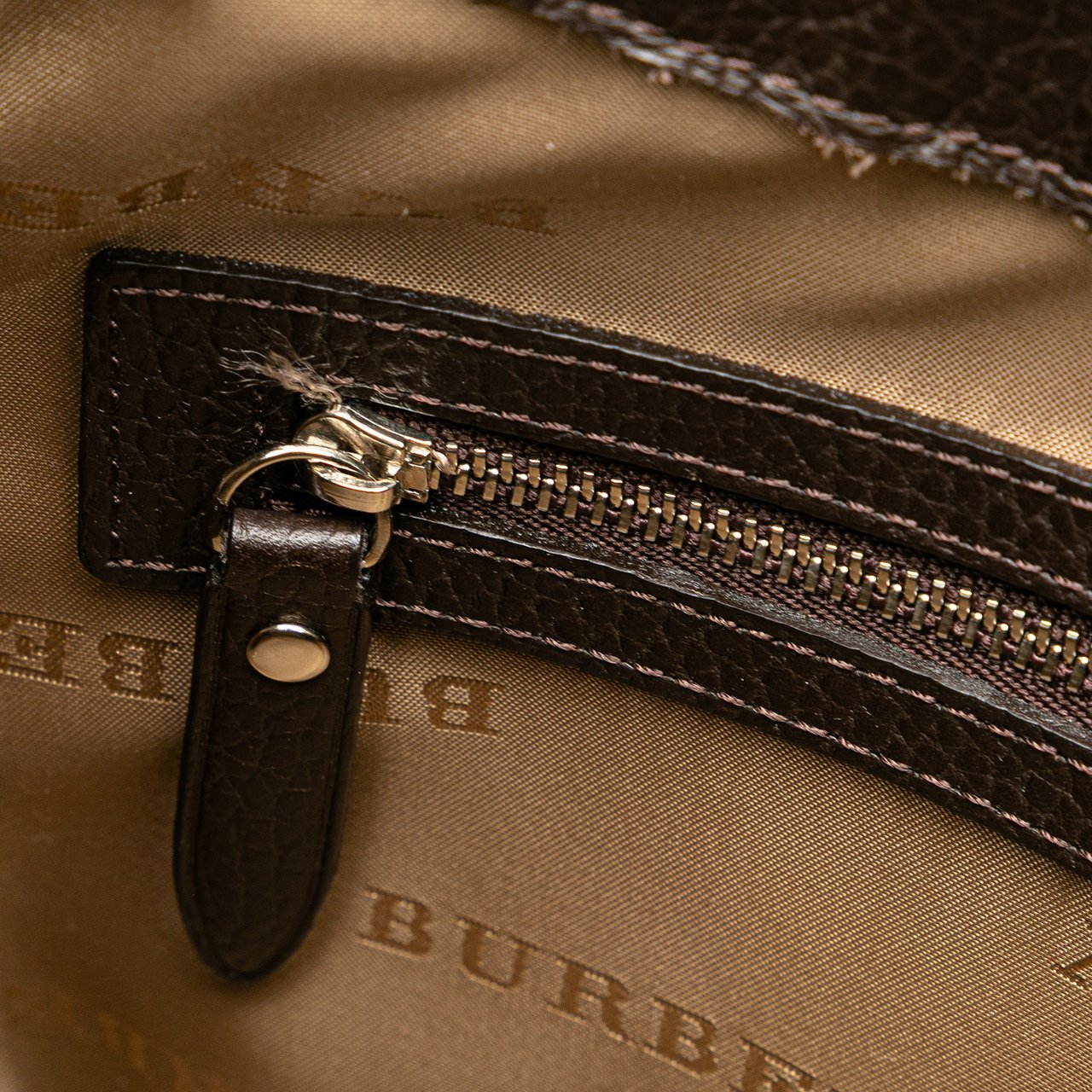 Burberry Nova Check Trimmed Canvas Shoulder Bag Grijs