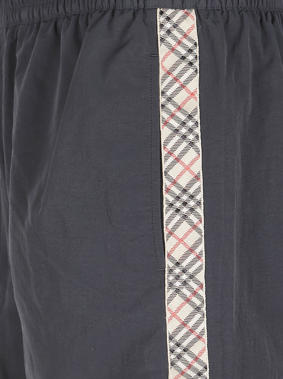 Burberry Checkered Panel Shorts with Elastic Waistband Grijs