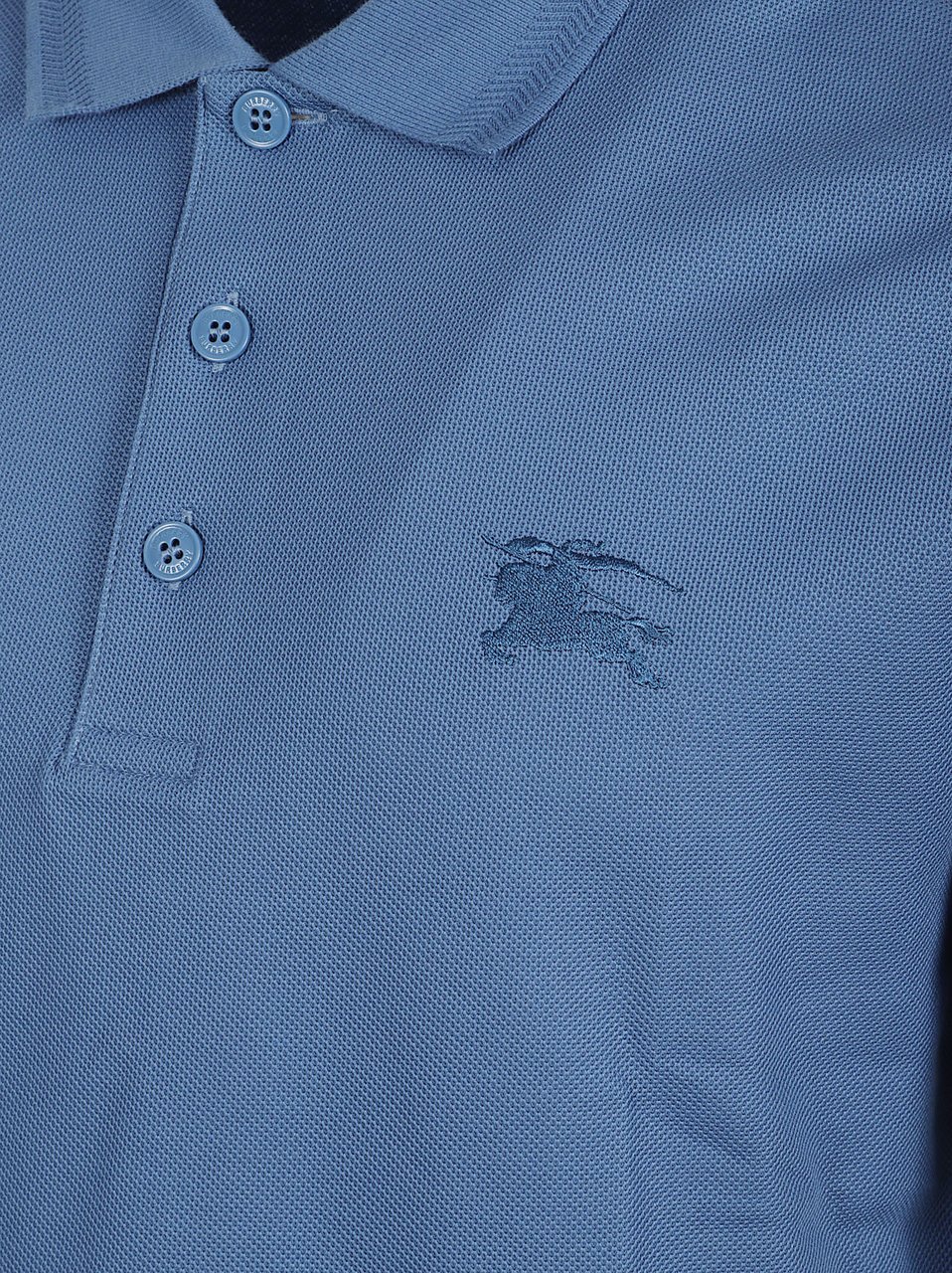 Burberry Textured Fabric Polo Shirt with Three-Button Placket Blauw