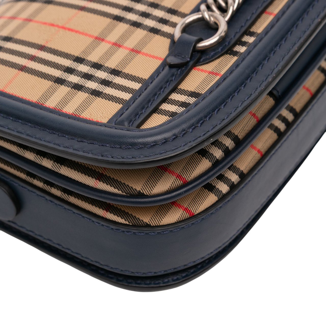 Burberry Haymarket Check Canvas 1983 Link Flap Bruin