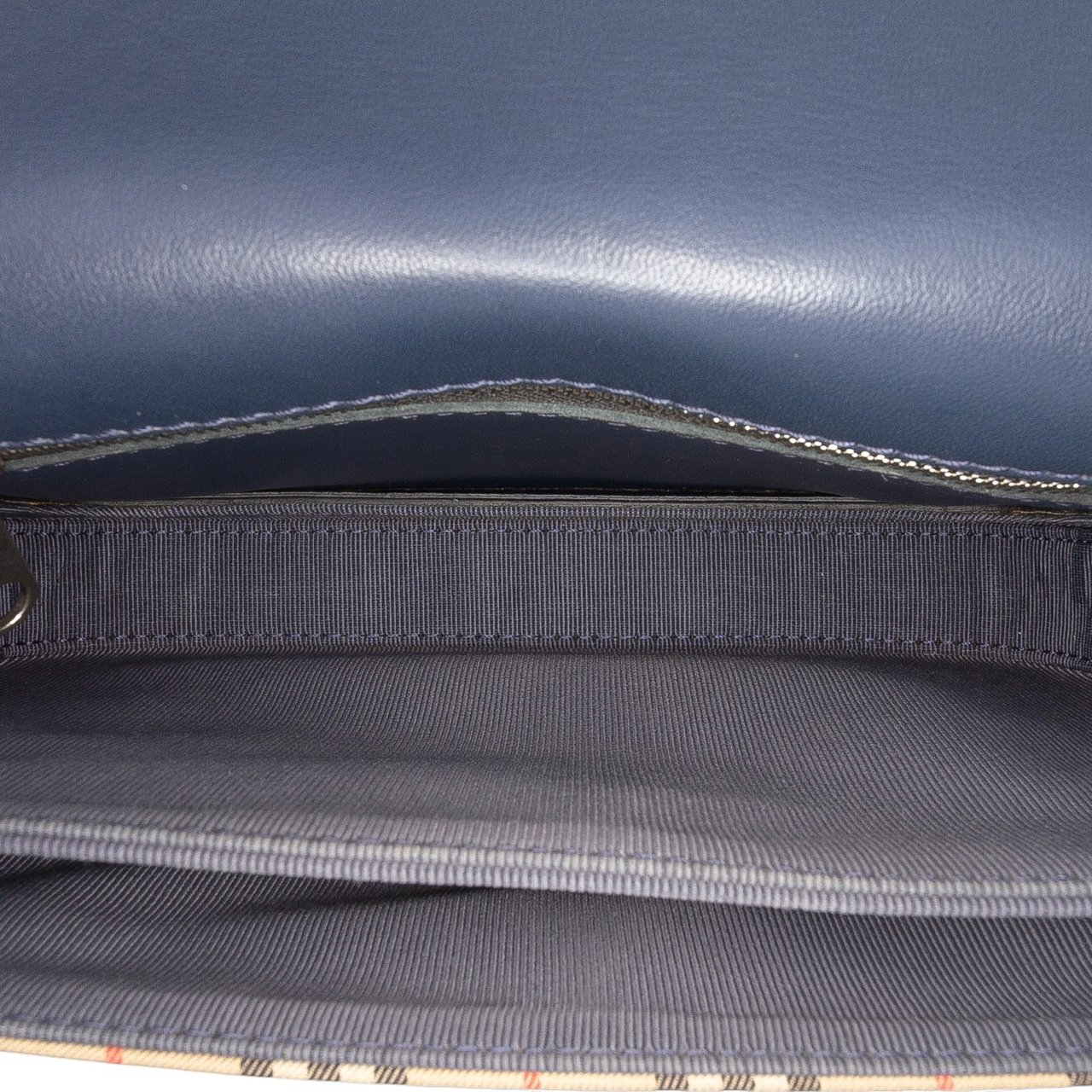 Burberry Haymarket Check Canvas 1983 Link Flap Bruin