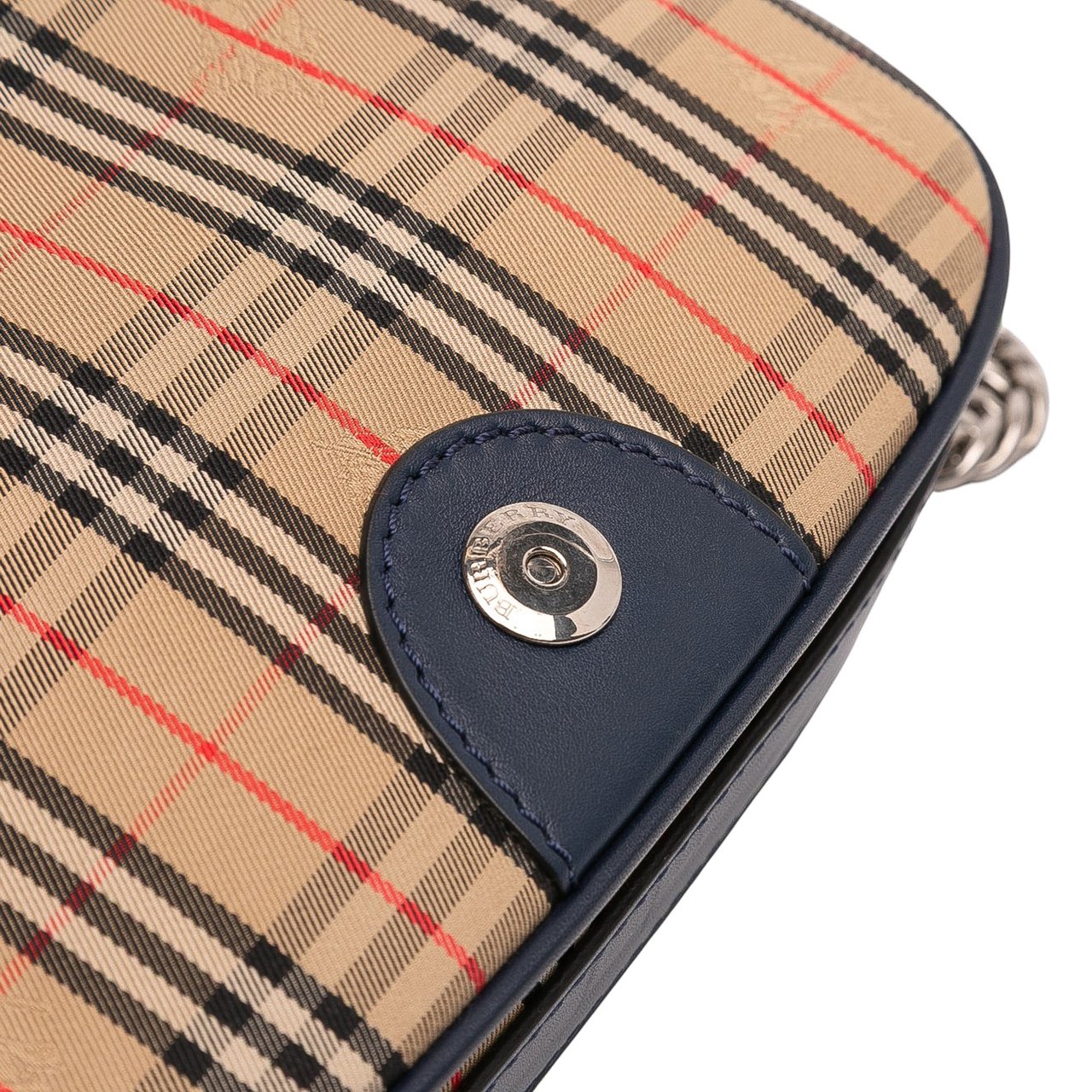 Burberry Haymarket Check Canvas 1983 Link Flap Bruin