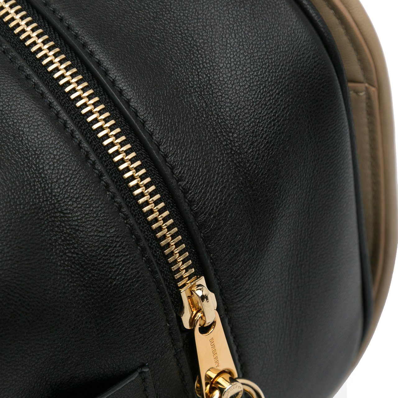 Burberry Quilted Cube Chain Shoulder Bag Bruin