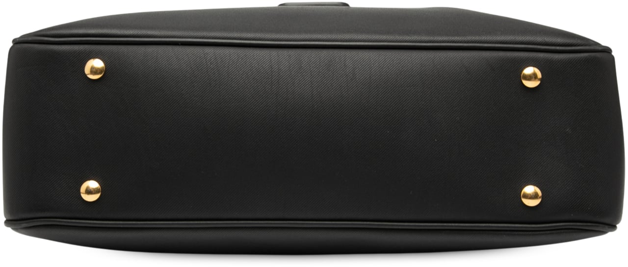 Burberry Large Trench Calfskin DK88 Top Handle Bag Zwart