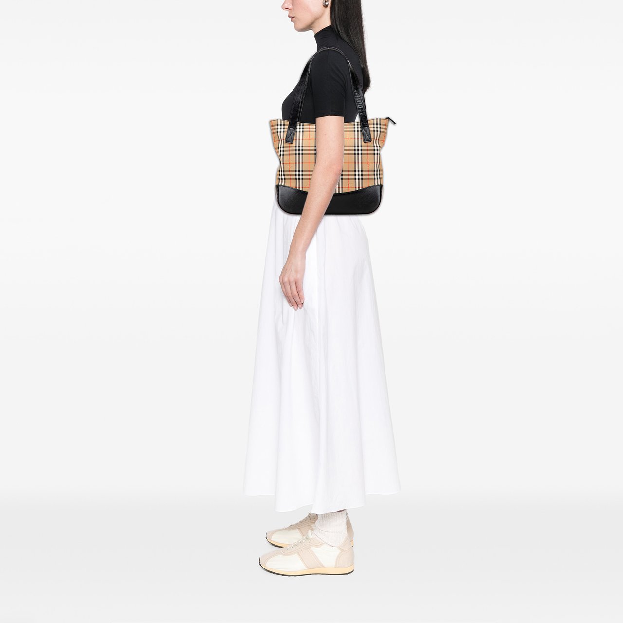 Burberry Haymarket Check Canvas Tote Bruin