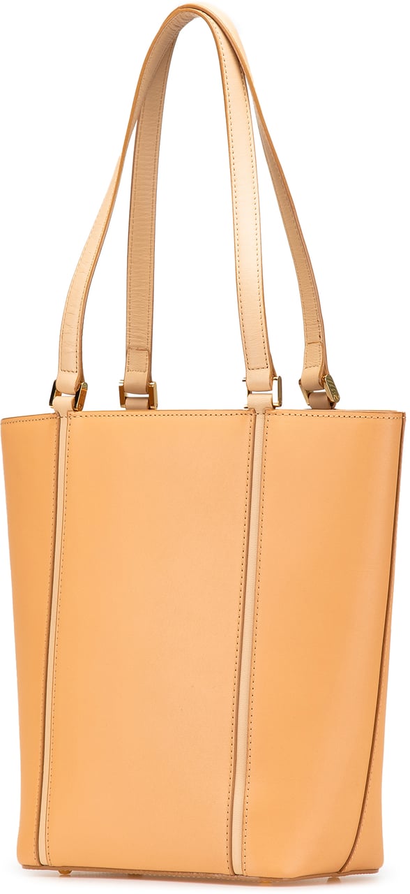 Burberry Leather Tote Bruin