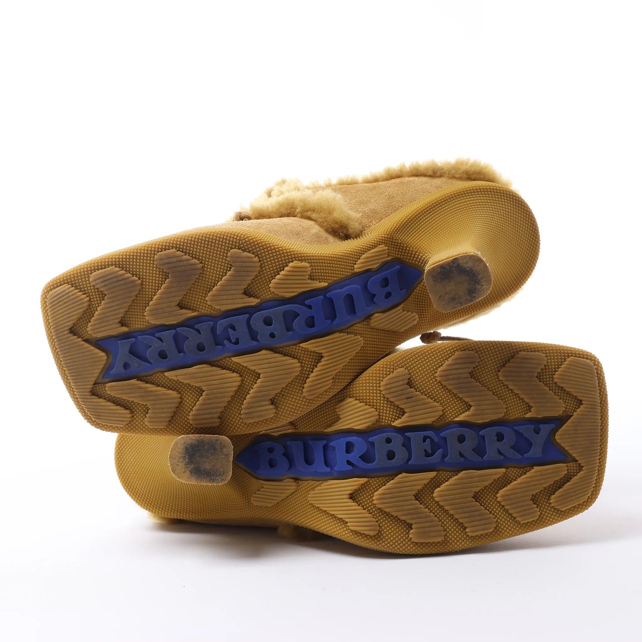 Burberry Highland Suede x Sheepskin Mule in Beige, Size EU 37 Beige