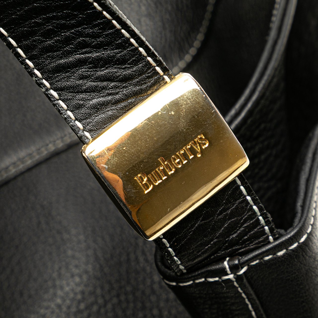 Burberry Leather Crossbody Zwart