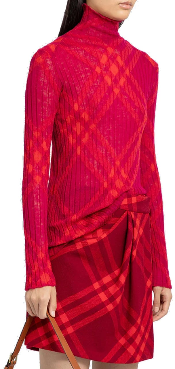 Burberry Burberry Wool Sweater Roze