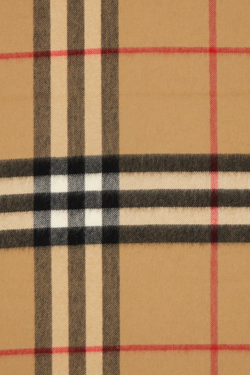 Burberry Embroidered cashmere scarf Divers