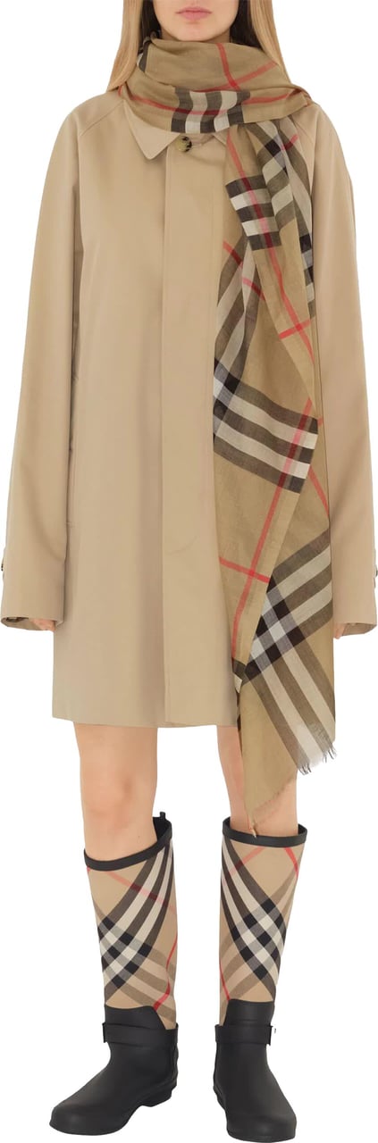 Burberry Beige Sciarpa In Lana Scarf Neutraal