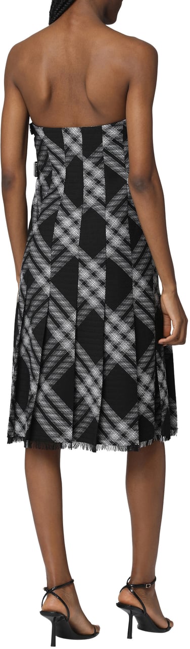 Burberry Off-the-shoulder dress Zwart