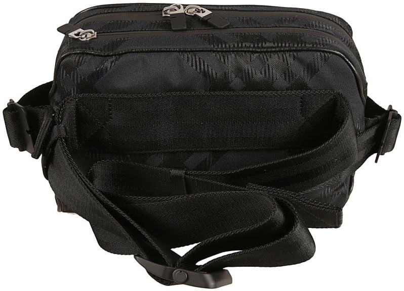 Burberry Textured Black Nylon Bag Zwart