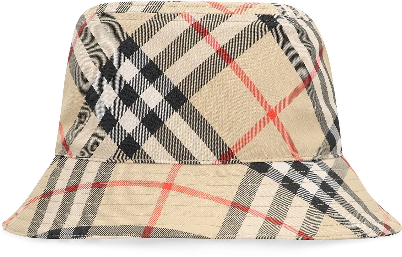 Burberry bucket hat Beige