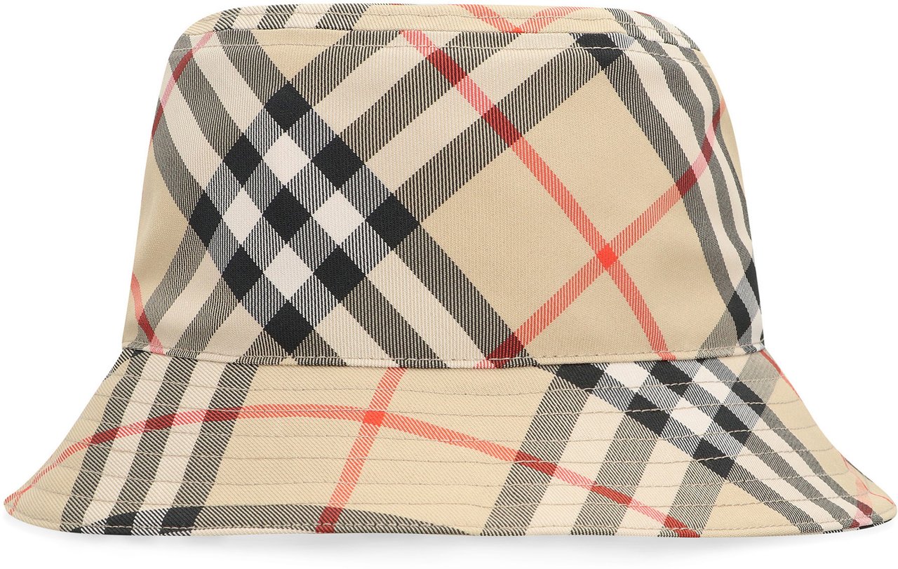 Burberry bucket hat Beige