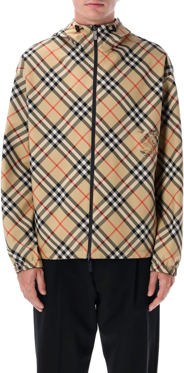 Burberry Es24-Mw-Tec-7.4.094R Sand Ip Check Black Zwart