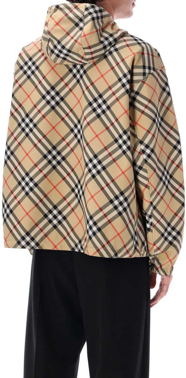 Burberry Es24-Mw-Tec-7.4.094R Sand Ip Check Black Zwart