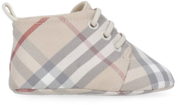 Burberry Sneakers Pink Roze