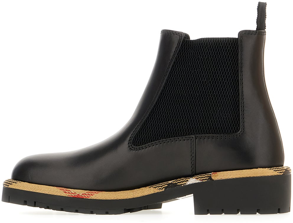 Burberry Burberry Black leather boots Zwart