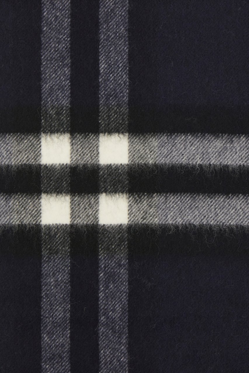 Burberry Embroidered cashmere scarf Divers