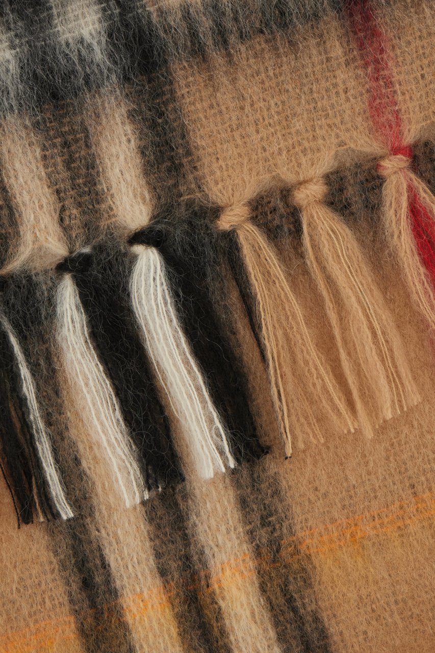 Burberry Burberry Embroidered wool blend scarf Divers